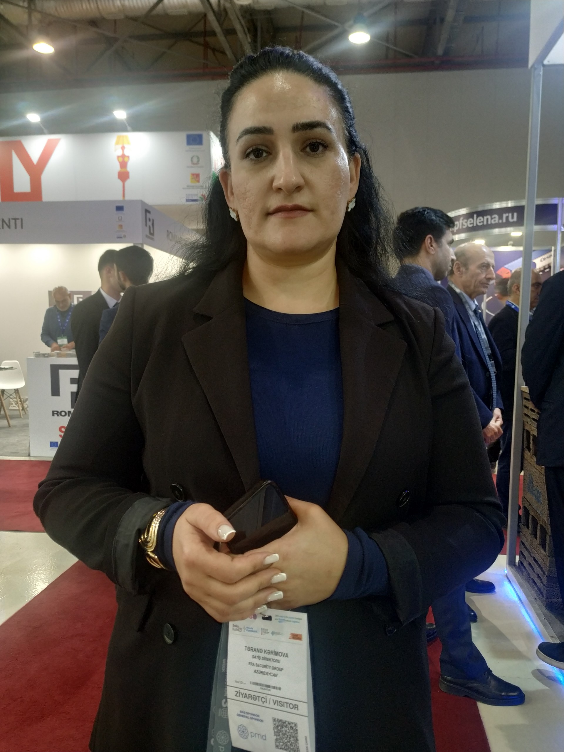 Sərgi stendləri və effektiv B2B görüşlər — vizual tanışlıq fürsəti